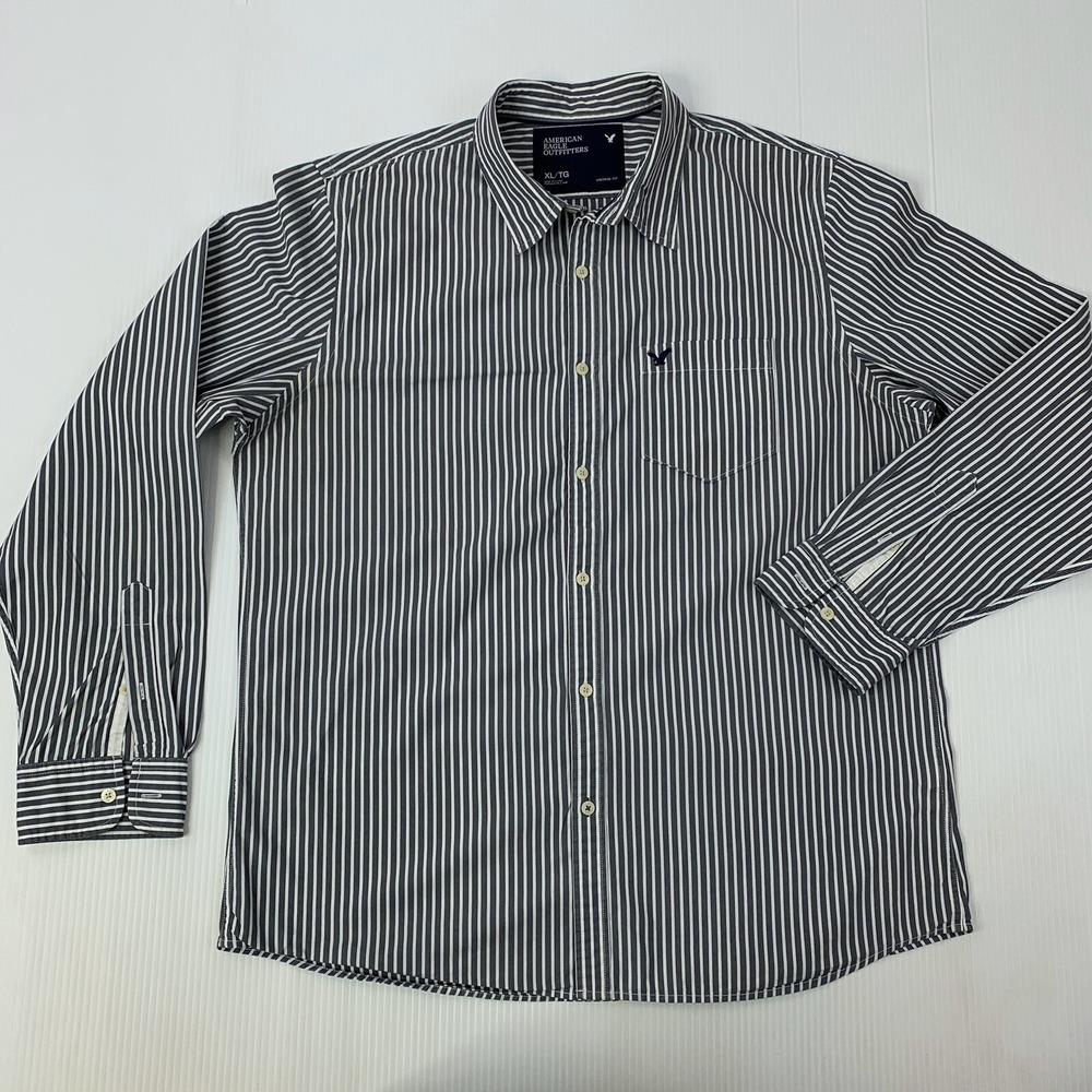 American Eagle Mens Size XL Gray & White Striped Long Sleeve Vintage Fit Shirt